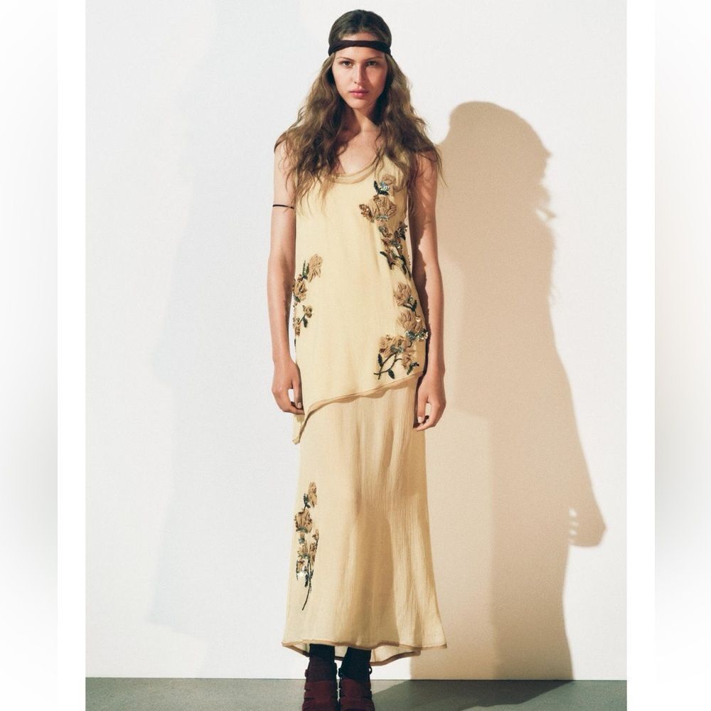 Zara embroidered flower top dress
